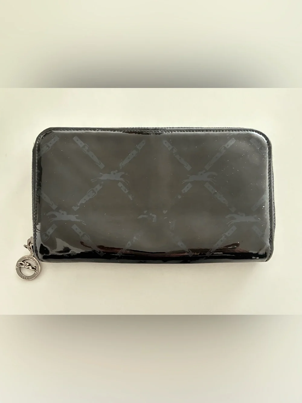 LONGCHAMP Black Patent Leather Zip Around Wallet